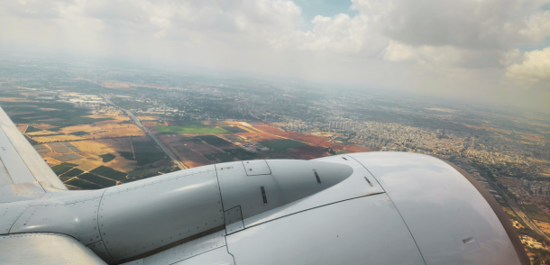 הישראלים ממשיכים לטוס למרות הביטולים